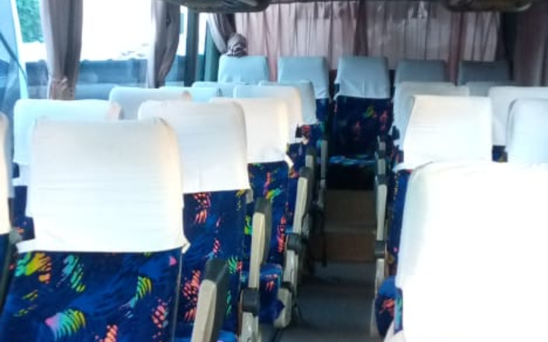 Bus 35 Seat (4)