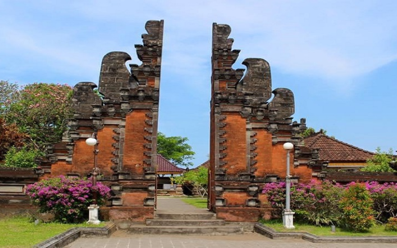 Pura Rambut Siwi