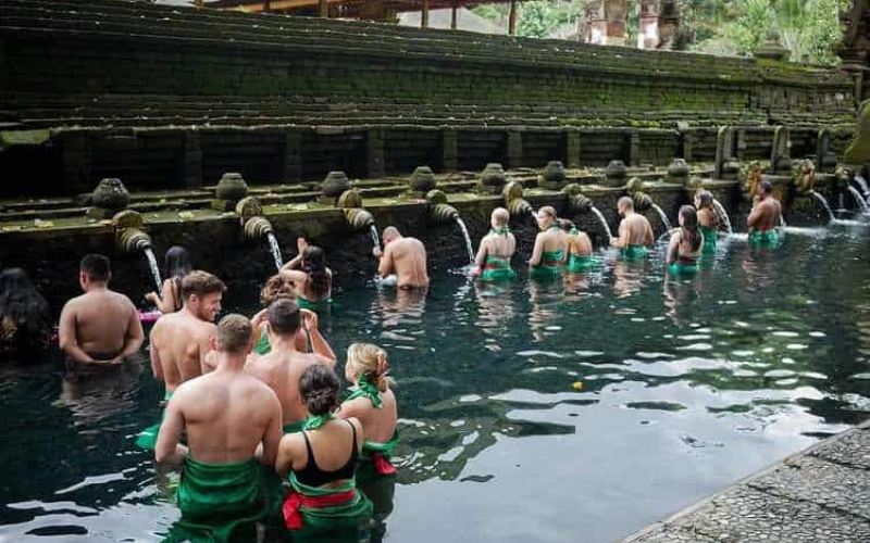 TIRTA EMPUL (4)