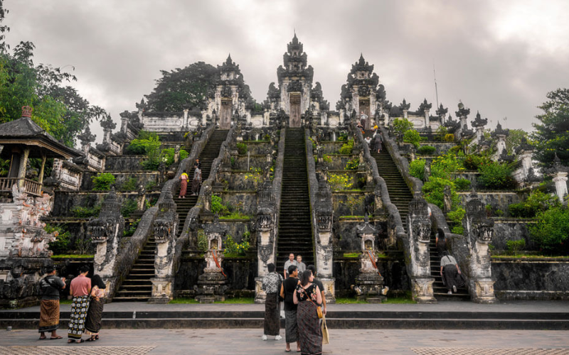 pura penataran agung lempuyang